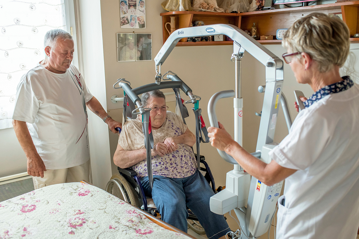 Aide au lever handicapé ADMR Dijon